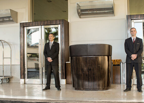 Guardias de seguridad privada Invictus Security en servicio de vigilancia